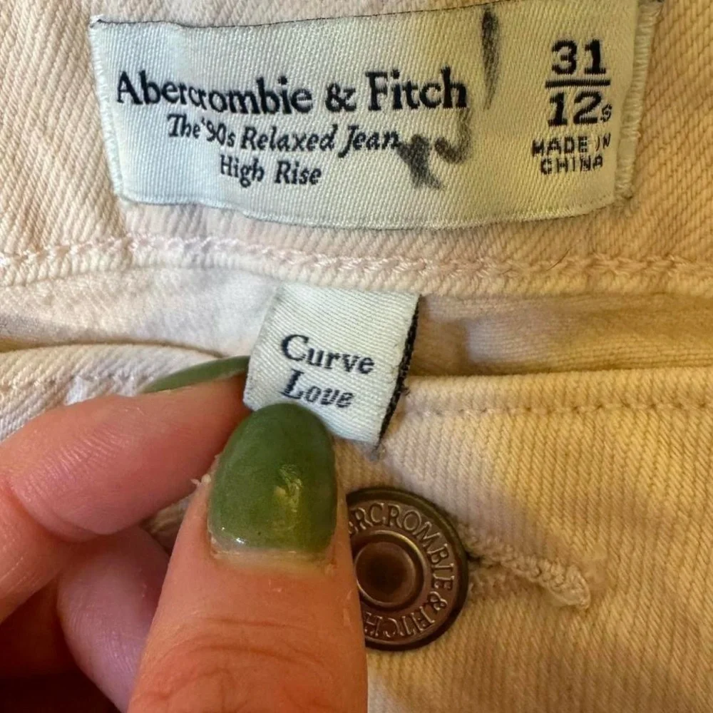 💖 Abercrombie & Fitch Light Pink High Rise Straight Jeans 31 (12) Short 👖
